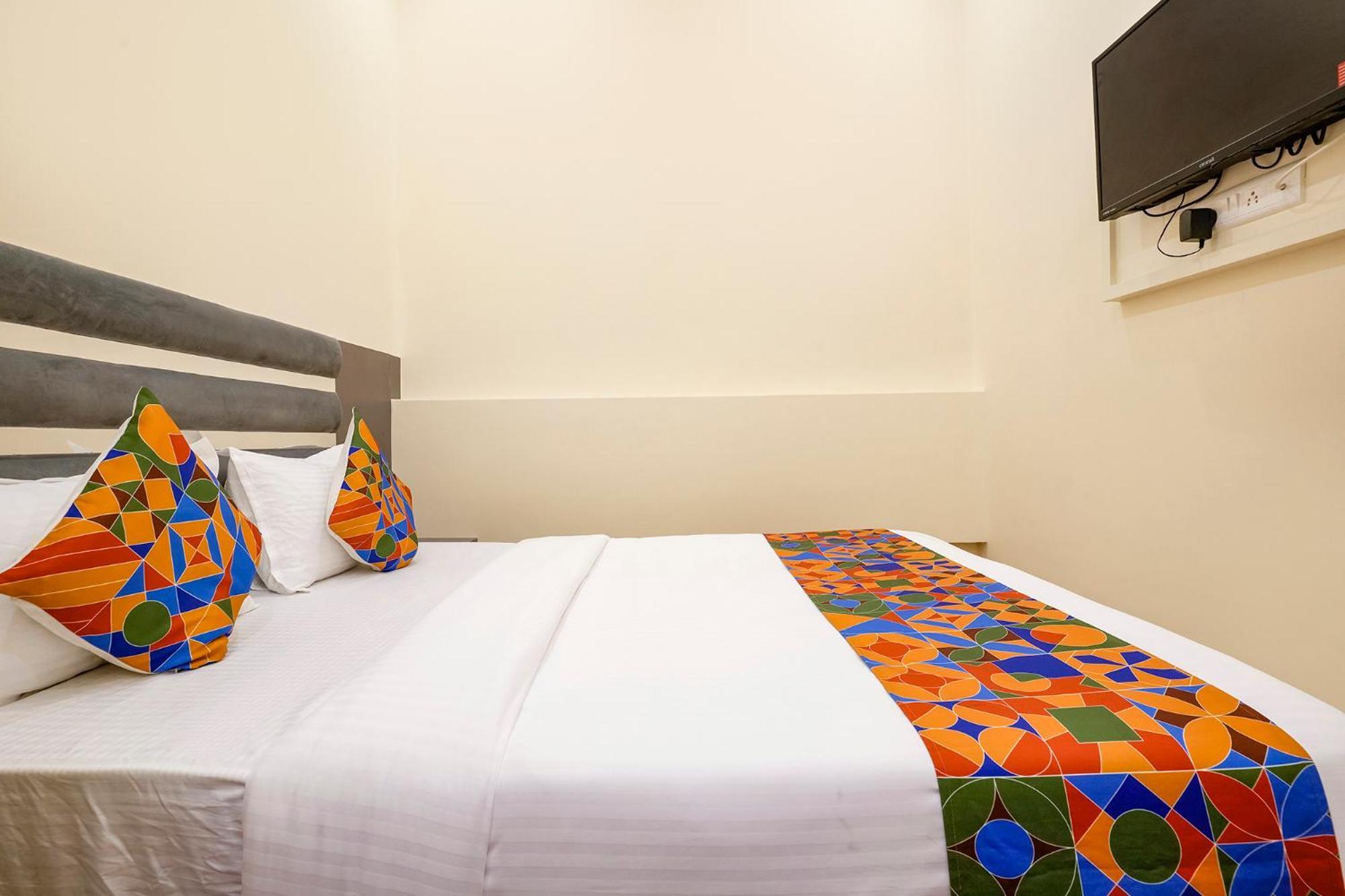 Fabhotel Freedom International - Nr Mumbai International Airport Buitenkant foto